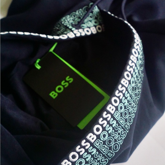 Hugo Boss Logo Embroidered Hoodie - Picture 5 of 7